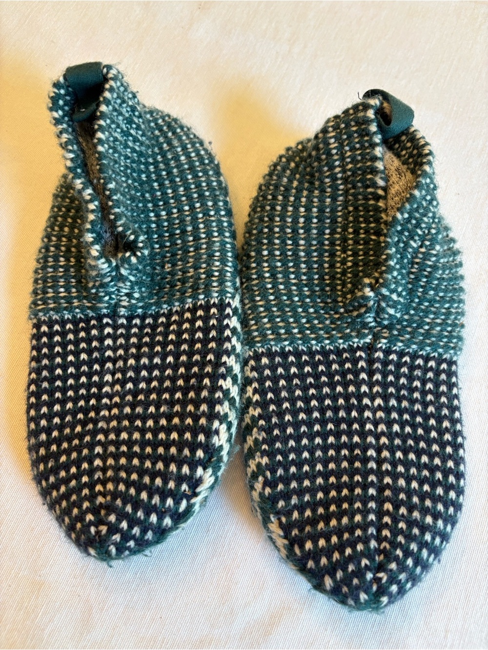 Bombas Kids Knit Slip-On Gripper Slipper